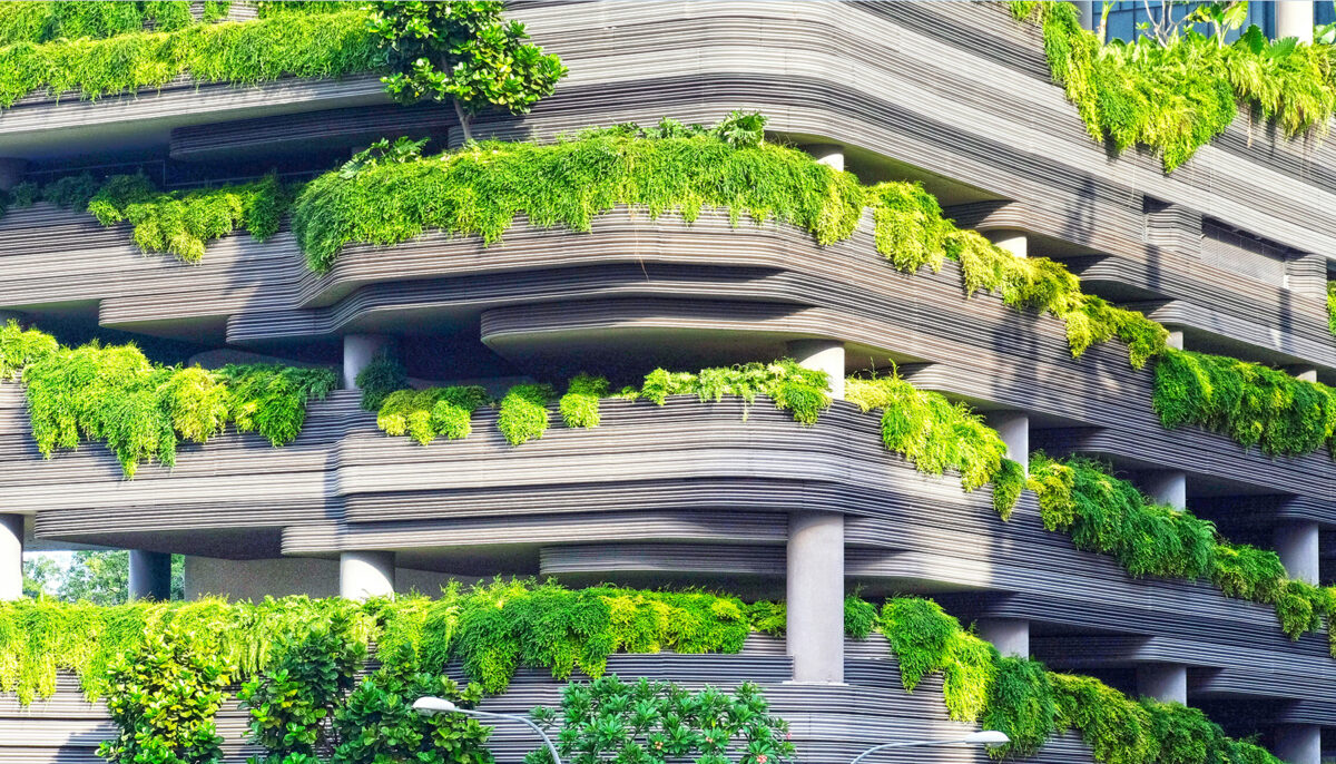 Decarbonizing an industry